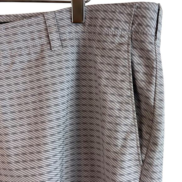 Jack Nicklaus Gray Print Golf Shorts Size 40 - Picture 3 of 8